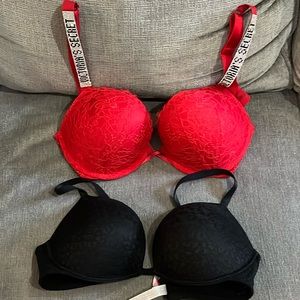2 Victoria’s Secret push up bras 34D